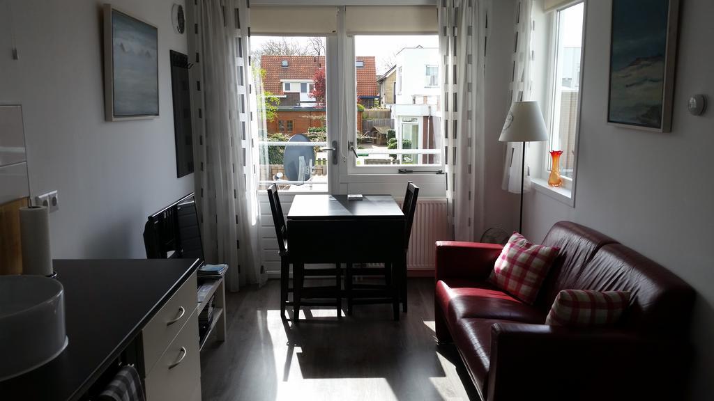 Homestay Bij Aelita Den Burg Exteriér fotografie